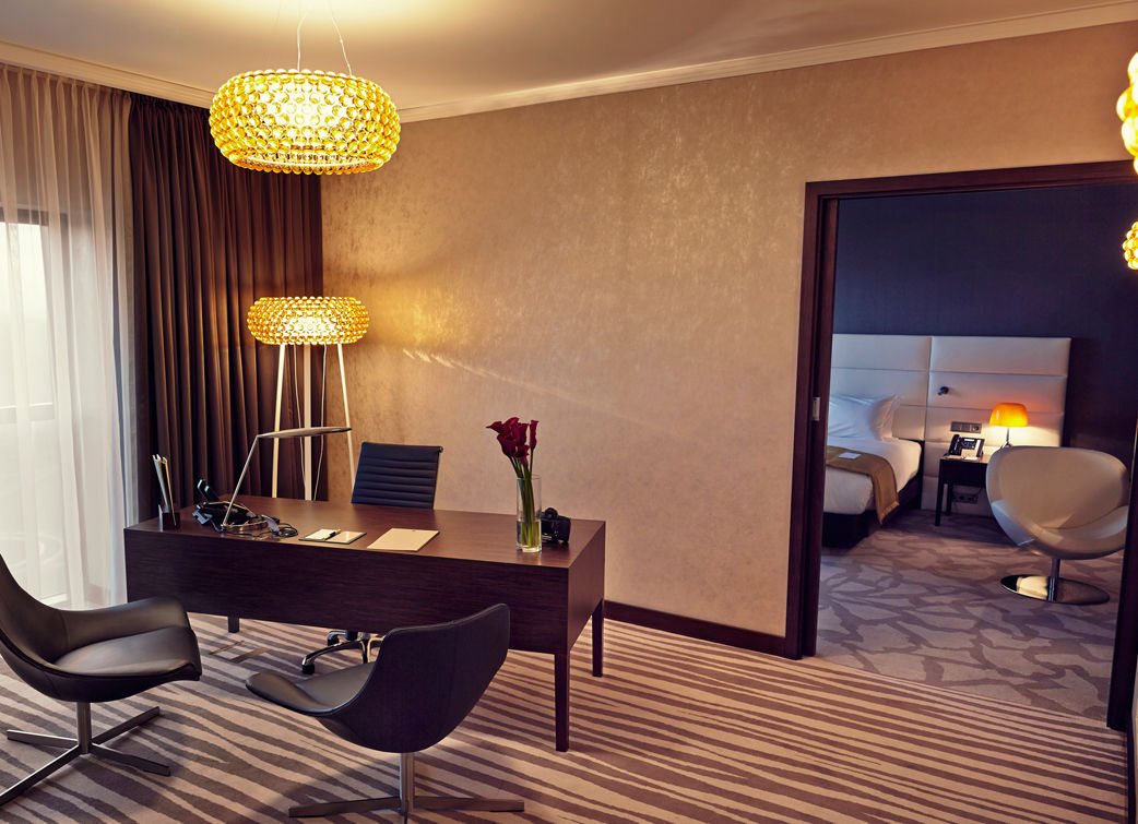 Doubletree By Hilton Lodz Hotel Ruang foto